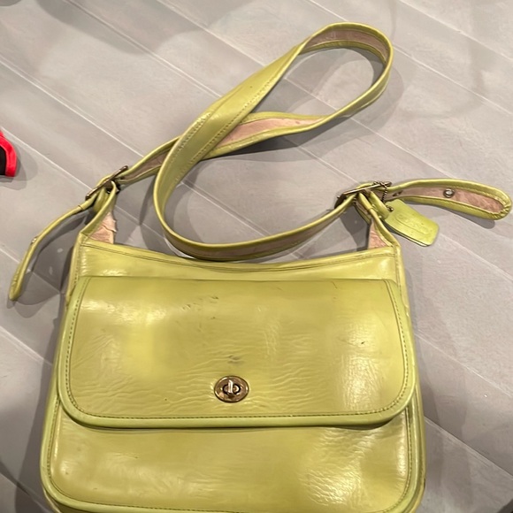 Coach purse - Picture 1 of 3